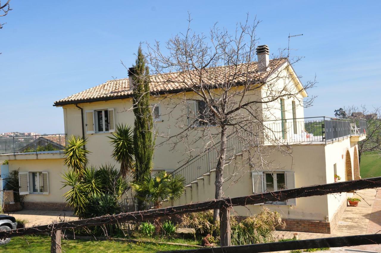 Agriturismo Torre Mannella - La Loggia Citta Sant'Angelo Exterior foto